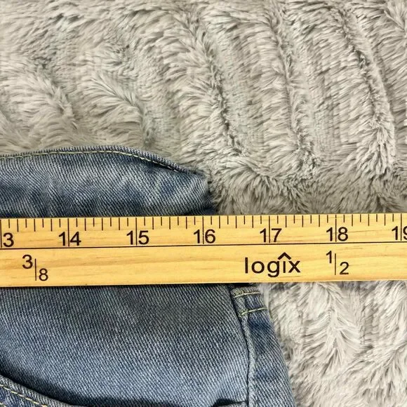 Shein Curve Denim Shorts Women 0XL Distressed Frayed Hem Daisy Embroidered - Picture 4 of 6